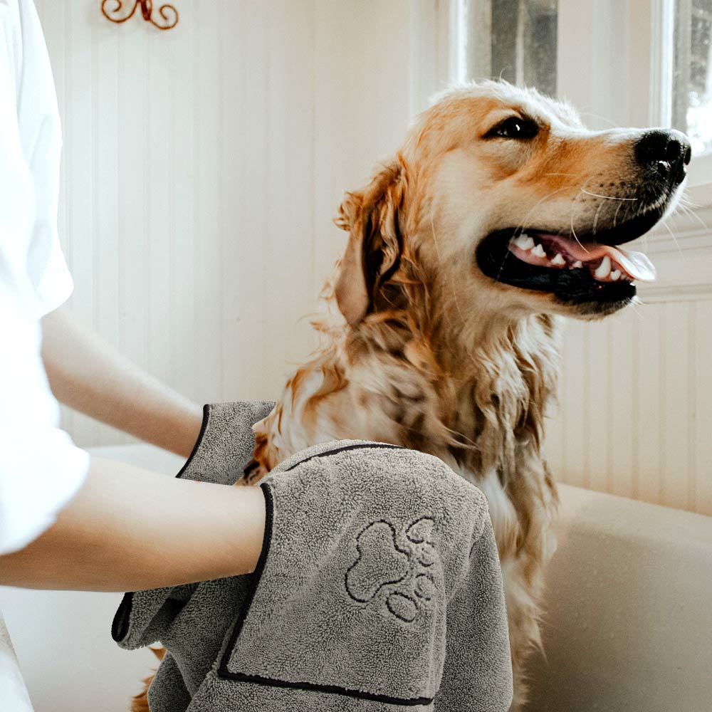 Super Absorbent Large Pet Bathrobe Towel For Quick Drying
