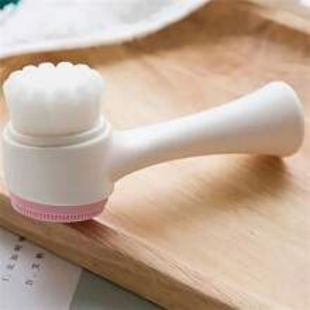 Easy Clean Nylon Pet Paw Brush For Gentle Grooming