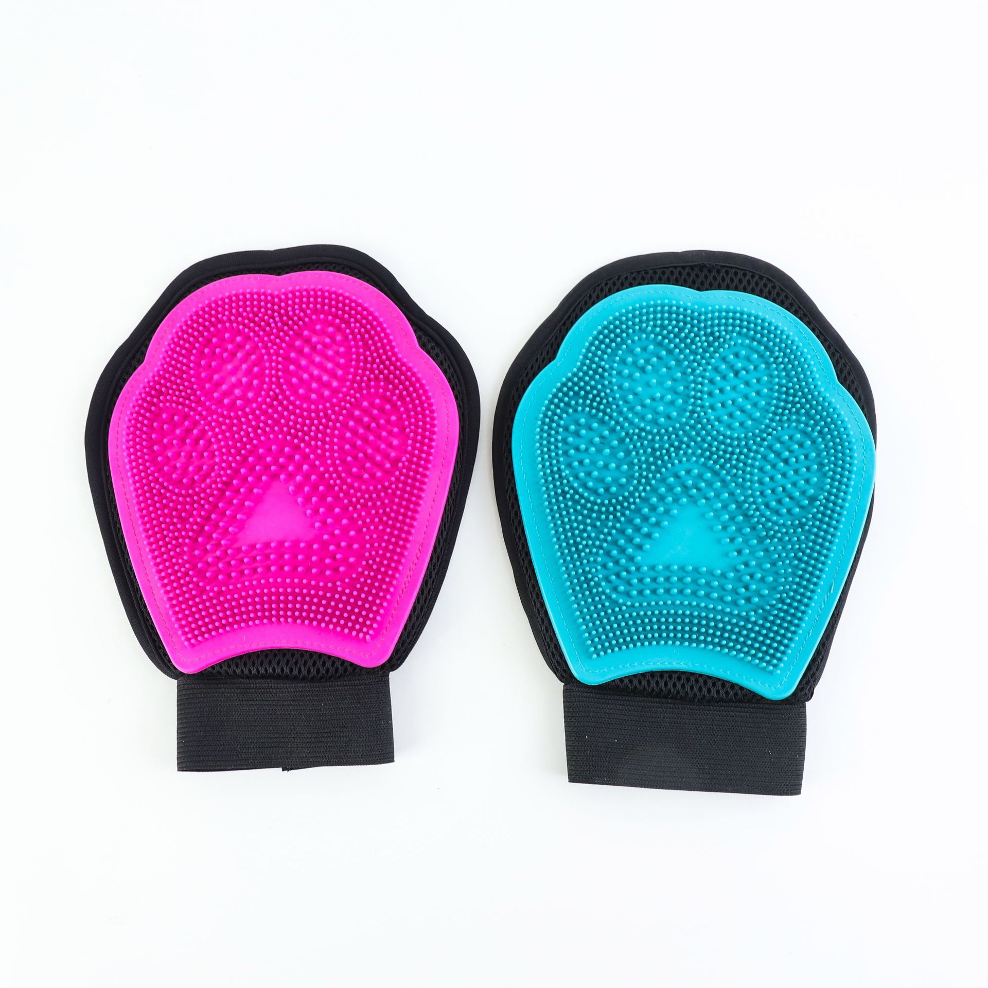 Pet Bath Glove Brush For Gentle Cleaning And Grooming