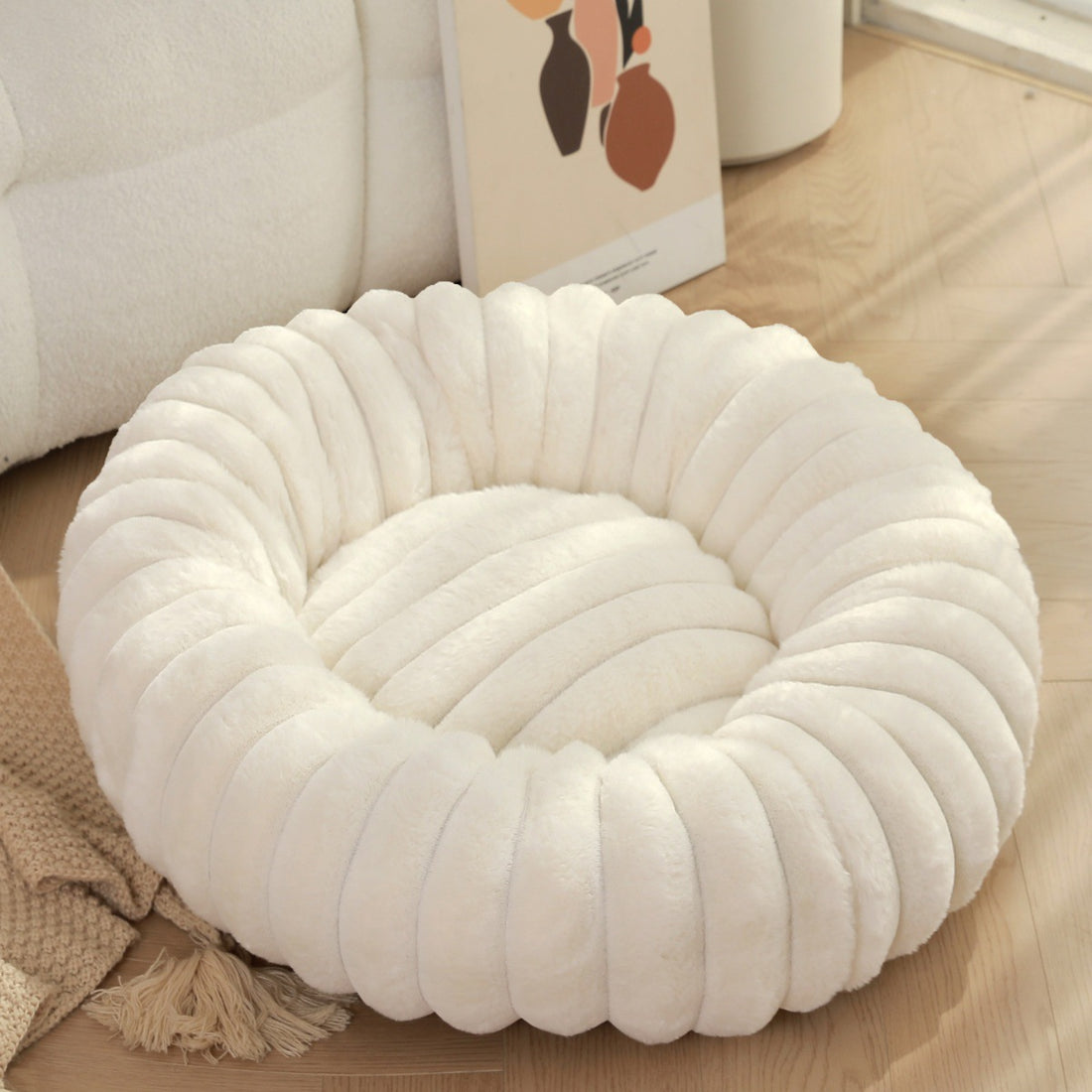 Thick Plush Round Pet Bed For Warm And Cozy Sleep