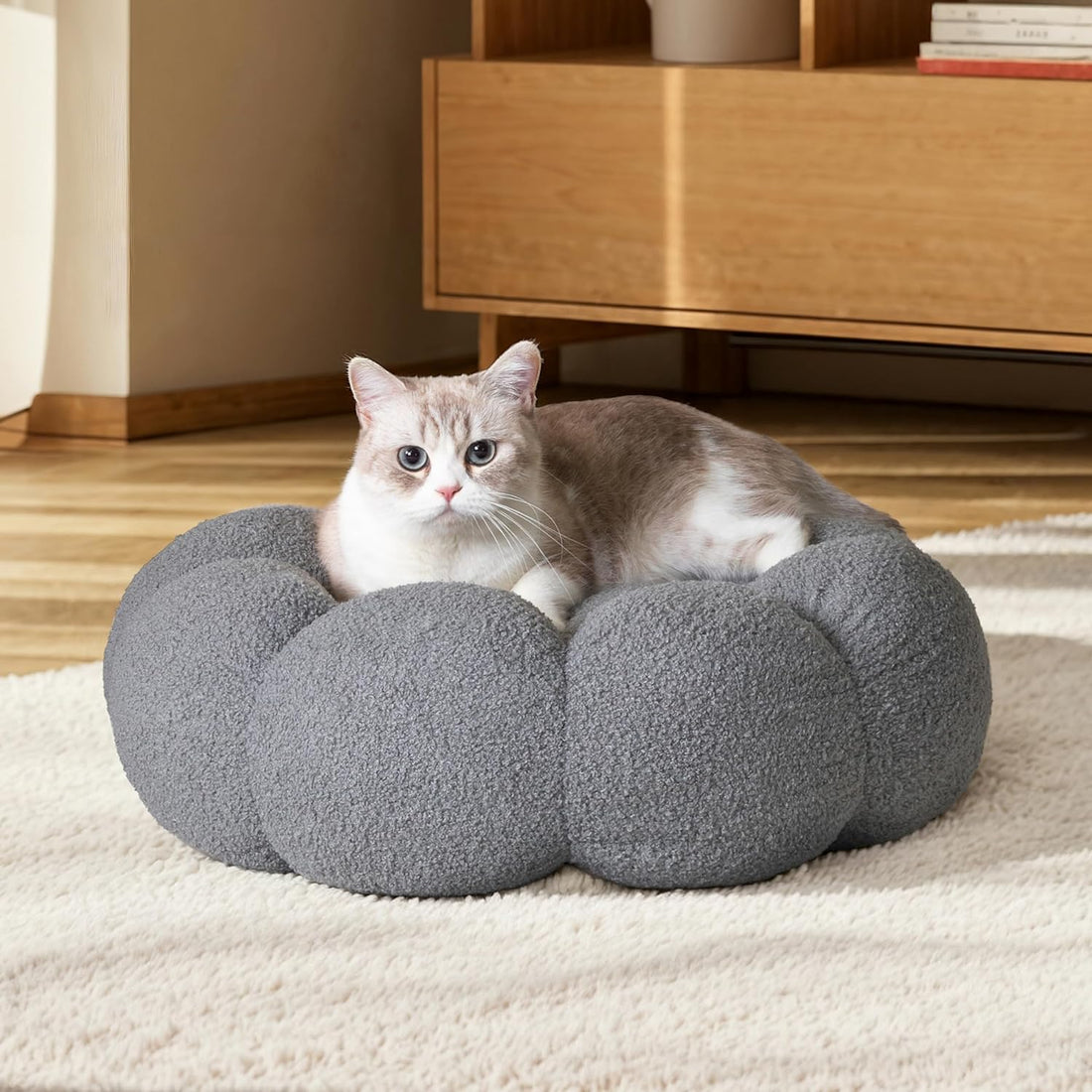 Fluffy Flower Pet Bed With Plush Design And Non Slip Base